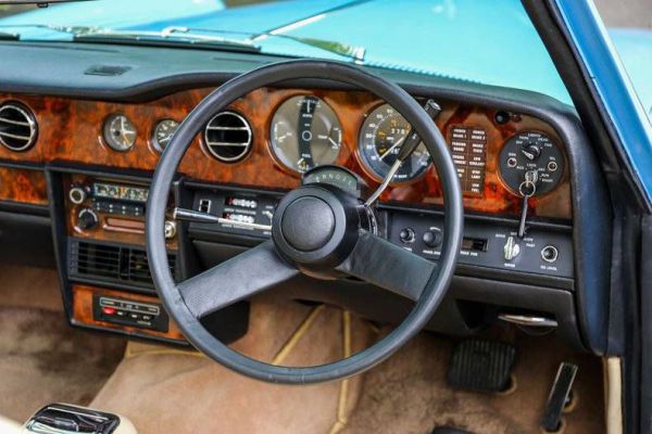 Rolls-Royce Corniche I 1977 16828