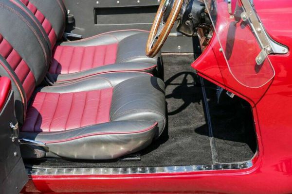 Bentley Mark VI Vanden Plas 1947 60806