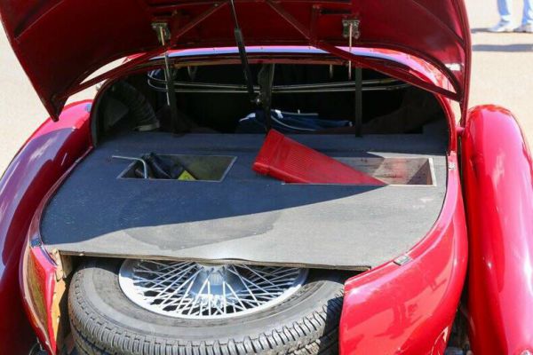 Bentley Mark VI Vanden Plas 1947 60812