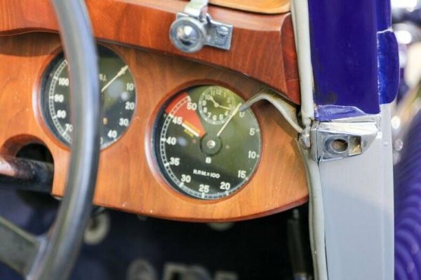 Bentley 4 1/4 Litre 1936 131225