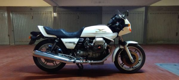 Moto Guzzi 850 Le Mans III 1982 136319