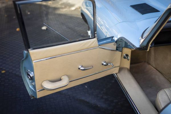 Jaguar E-Type 4.2 1965 25963