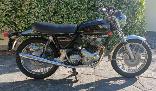 Norton Commando 850 Roadster 1974