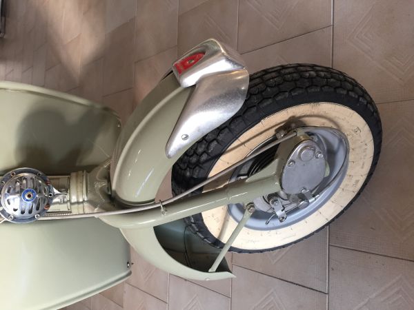 Innocenti Lambretta 125 D/LD 1952 136593