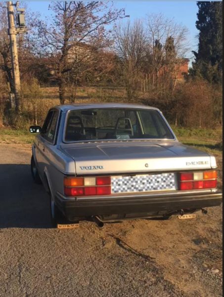 Volvo 240 1984 136654