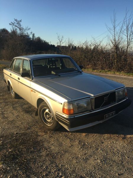 Volvo 240 1984 136655