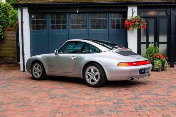 Porsche 911 Carrera 1998 35880