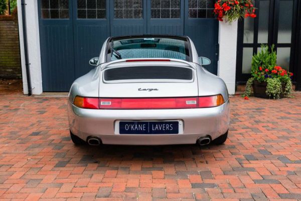 Porsche 911 Carrera 1998 35881