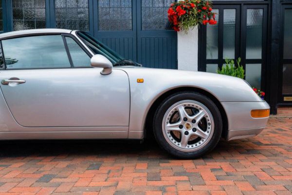 Porsche 911 Carrera 1998 35885