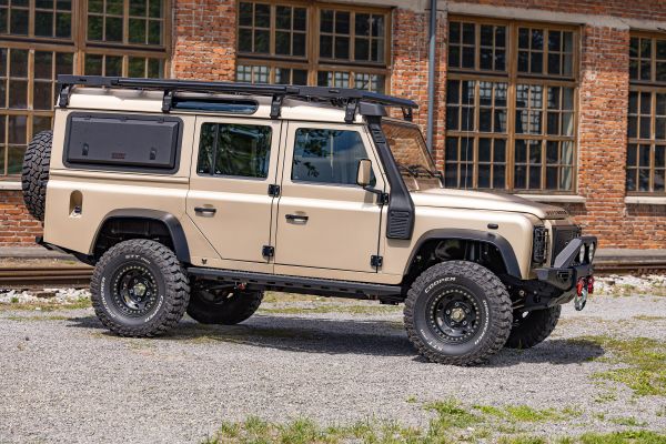 Land Rover Defender 110 2012 136693