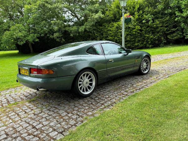 Aston Martin DB 7 1995 42817