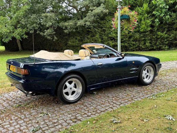 Aston Martin V8 Volante 1997 101309