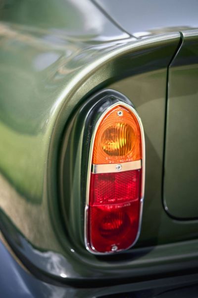 Aston Martin DB 6 Mk II 1970 124376