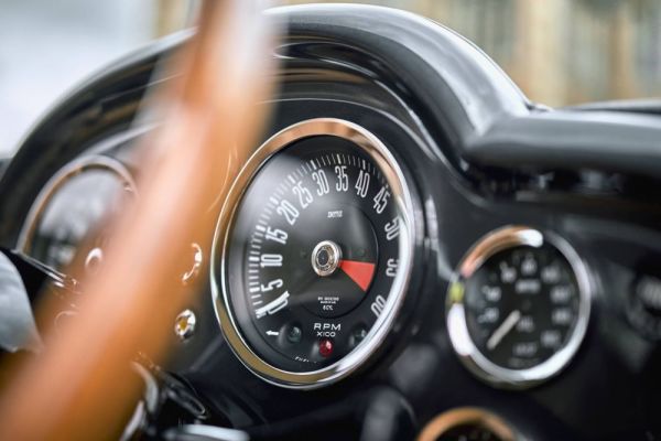 Aston Martin DB 6 Mk II 1970 124377