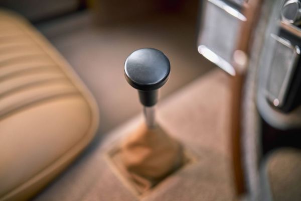 Aston Martin DB 6 Mk II 1970 124379