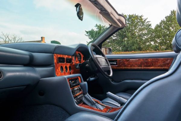 Aston Martin Virage Volante 1994 125827