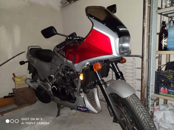 Honda VF 1000-F 1985