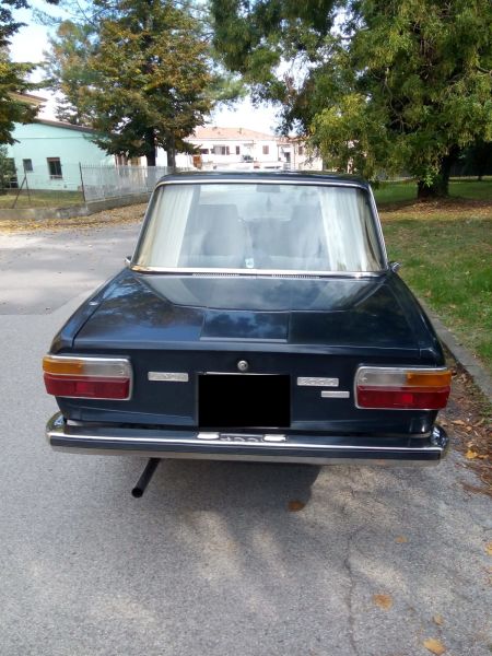 Lancia 2000 1973 136880