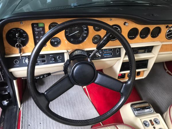 Rolls-Royce Corniche 1984 136946