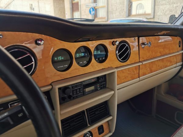 Rolls-Royce Corniche 1984 136947