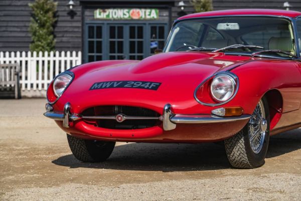 Jaguar E-Type (2+2) 1967 126434