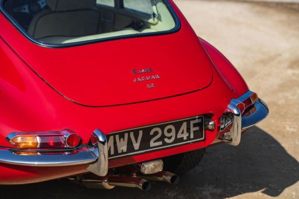 Jaguar E-Type (2+2) 1967 126435