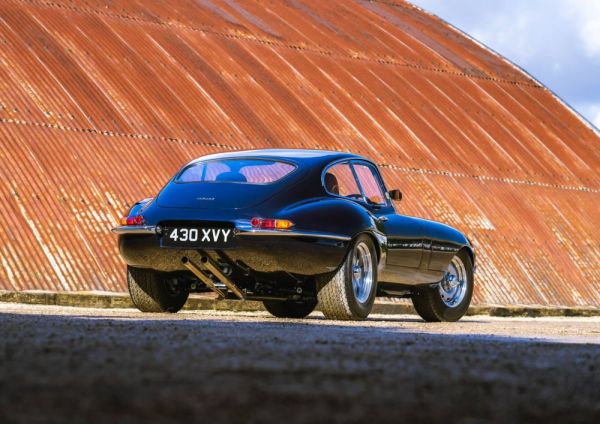 Jaguar E-Type "Lightweight" 1962 128197
