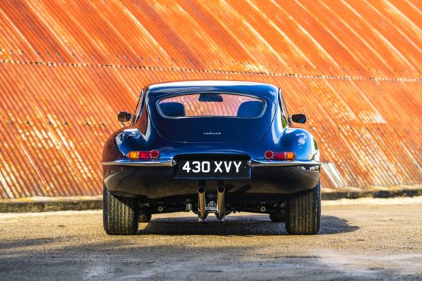 Jaguar E-Type "Lightweight" 1962 128199