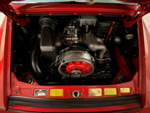 Porsche 911 Carrera 3.2 1984 137082