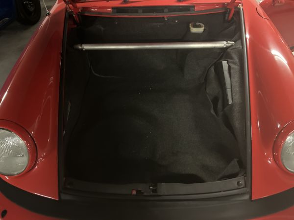 Porsche 911 Carrera 3.2 1984 137083