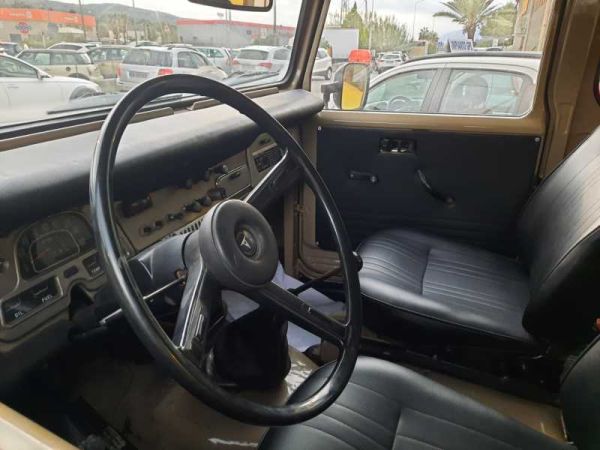 Toyota Land Cruiser BJ 40 1978 137089