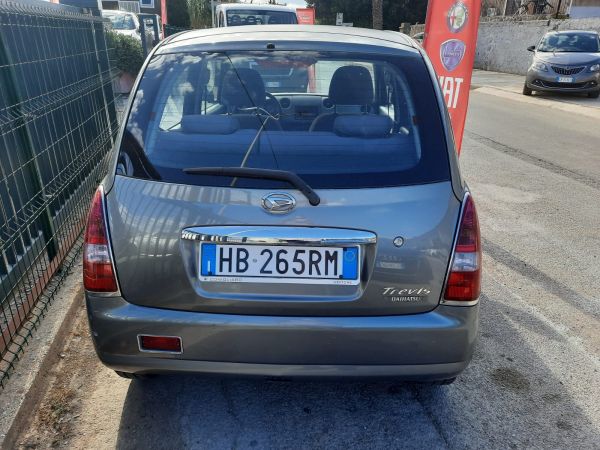 Toyota daihatsu   trevis 2007 137110