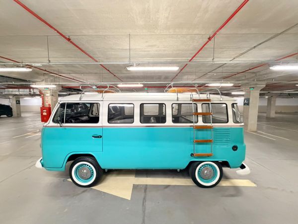 Volkswagen T2b Kombi 1993 137254