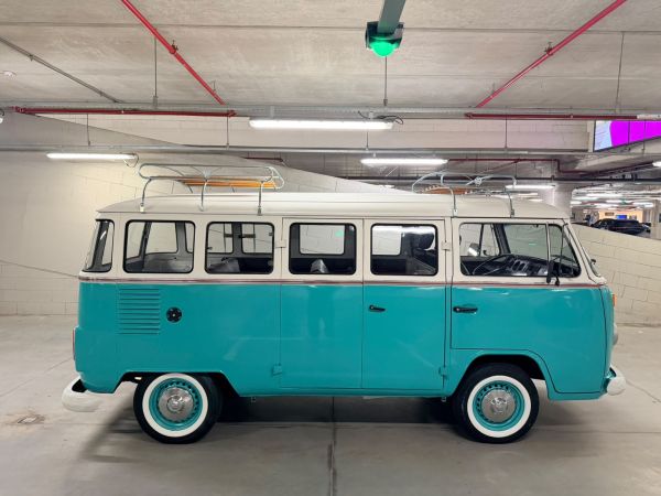 Volkswagen T2b Kombi 1993 137255