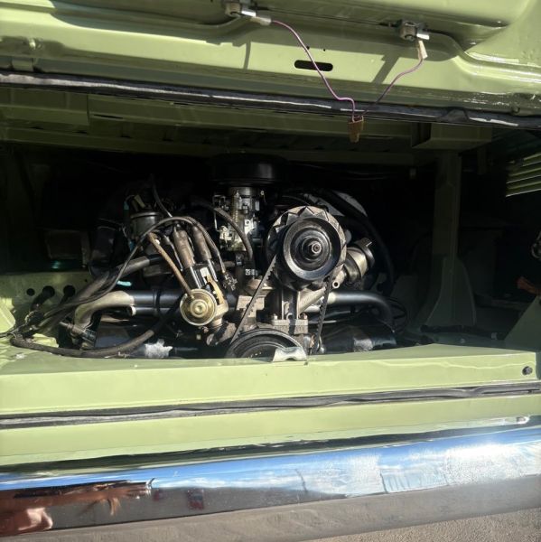 Volkswagen T2b Camper 1985 137291