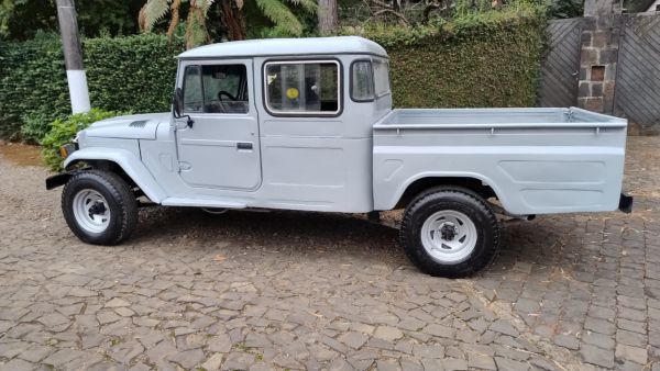 Toyota Bandeirante Brazilian Version Crew Cab 2 doors 1992