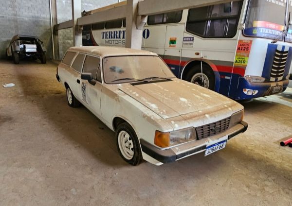 Chevrolet Caravan 1989 137541
