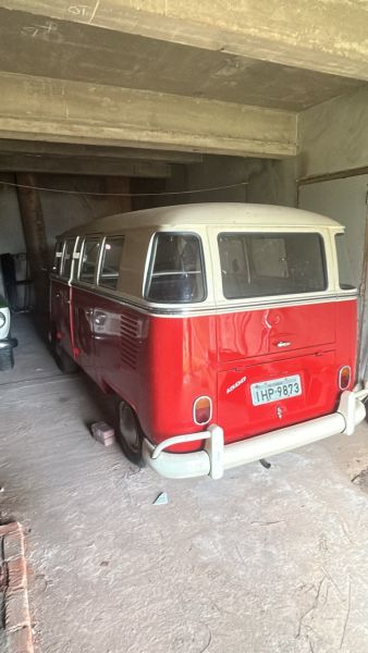 Volkswagen 6 doors Brazilian split window bus 1975 137702