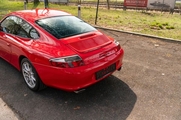 Porsche 911 Carrera 2002 137362