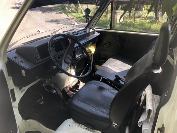 Volkswagen T3 Caravelle CL 1.6 1982 137752