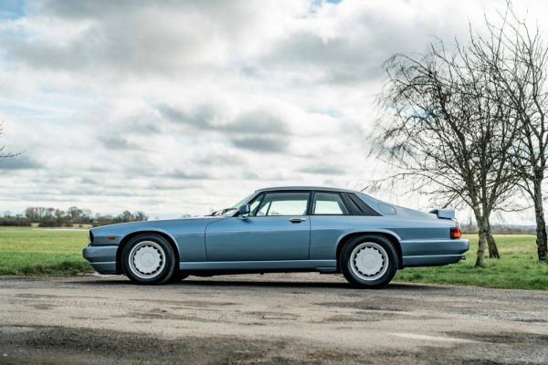 Jaguar XJRS 6.0 1990 2817