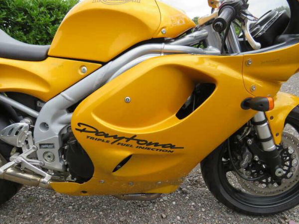 Triumph Daytona T595 1997 72756