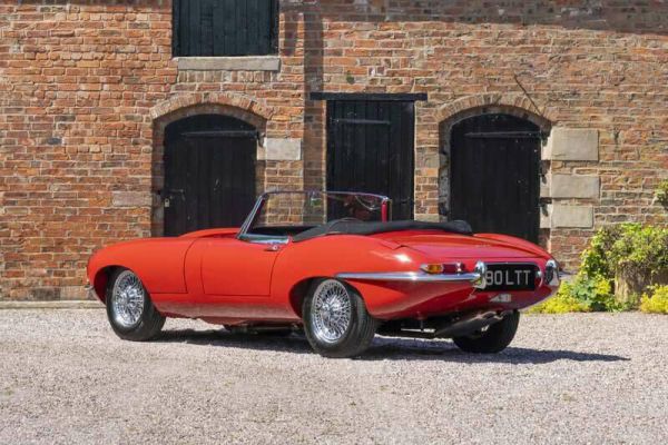 Jaguar E-Type 3.8 1962 77385