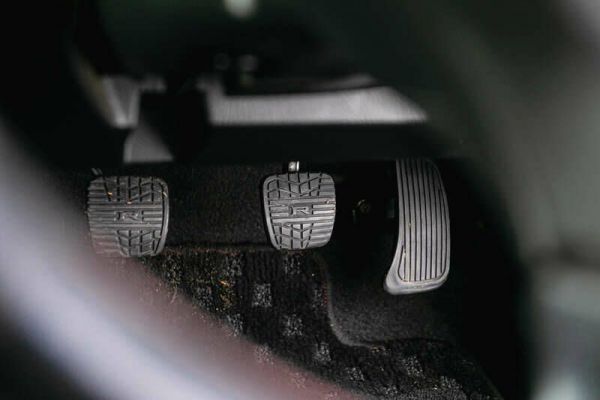 Nissan Skyline GT-R 1999 80696