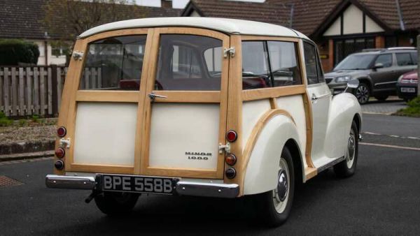 Morris Minor 1000 Traveller 1964