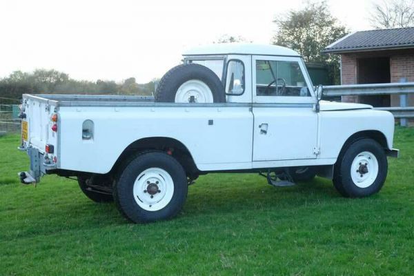 Land Rover 109 1983 83219