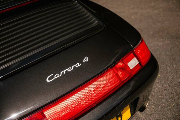 Porsche 911 Carrera 4 1996 85978