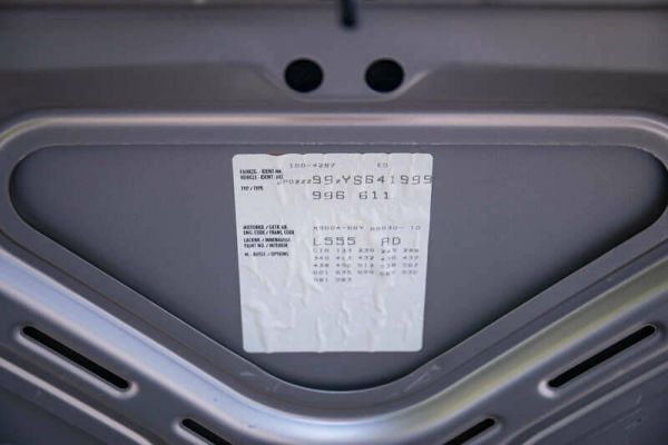 Porsche 911 Carrera 4 2000 94110