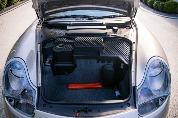 Porsche 911 Carrera 4 2000 94111