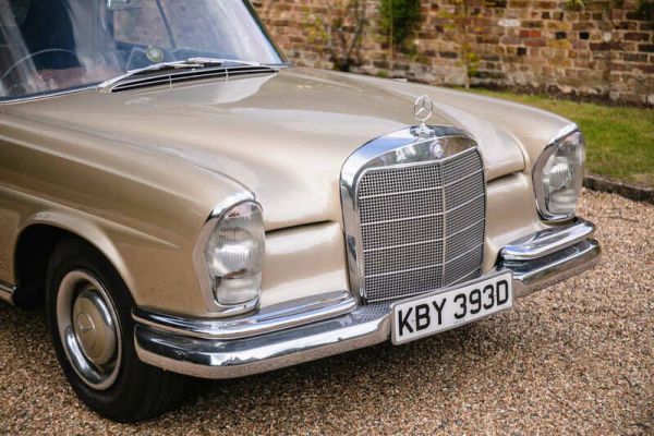 Mercedes-Benz 250 SE 1966 100083